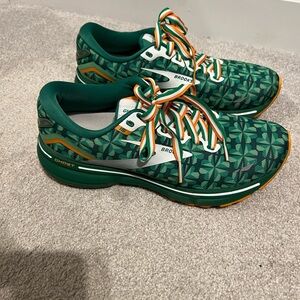 Women’s Brooks Ghost 15 Running Shoes Size 9